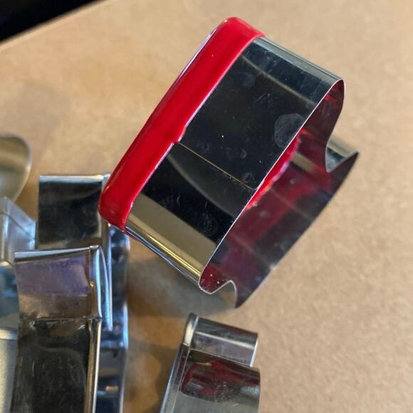 Vintage Metal Cookie Cutter Lot of 10 Mini Christmas Holiday Santa Stocking Star - Picture 9 of 10